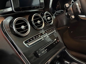 Mercedes-Benz GLC thumbnail