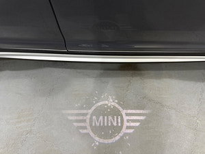 MINI Countryman thumbnail