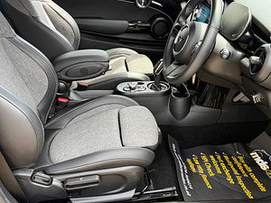 MINI Electric hatch thumbnail