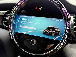 MINI Electric hatch thumbnail