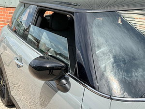 MINI Electric hatch thumbnail