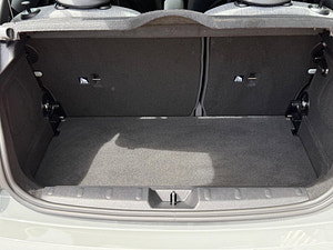 MINI Electric hatch thumbnail