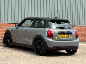 MINI Electric hatch thumbnail