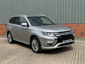 Mitsubishi Outlander thumbnail