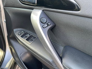 Mitsubishi Eclipse Cross thumbnail