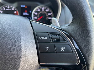 Mitsubishi Eclipse Cross thumbnail