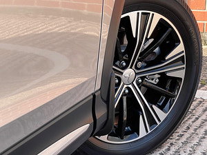 Mitsubishi Eclipse Cross thumbnail