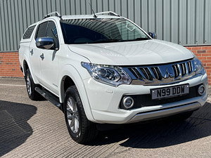 Mitsubishi L200 thumbnail