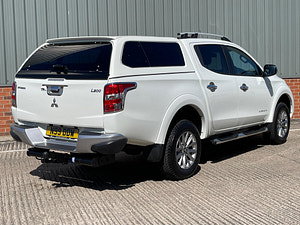 Mitsubishi L200 thumbnail