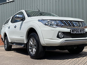 Mitsubishi L200 thumbnail