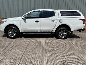 Mitsubishi L200 thumbnail