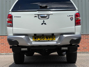 Mitsubishi L200 thumbnail