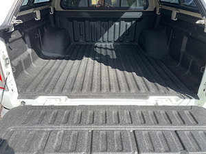 Mitsubishi L200 thumbnail