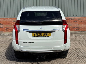 Mitsubishi Shogun Sport thumbnail