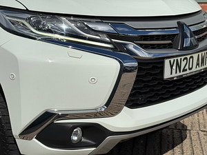 Mitsubishi Shogun Sport thumbnail
