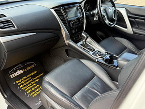 Mitsubishi Shogun Sport thumbnail