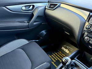 Nissan Qashqai thumbnail
