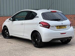 Peugeot 208 thumbnail