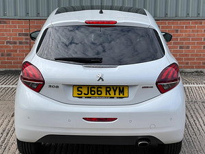 Peugeot 208 thumbnail