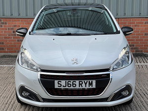 Peugeot 208 thumbnail