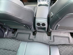Peugeot 3008 thumbnail