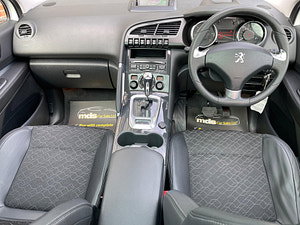 Peugeot 3008 thumbnail