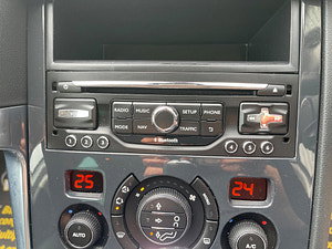 Peugeot 3008 thumbnail