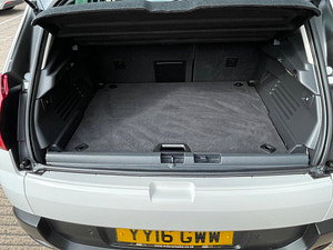 Peugeot 3008 thumbnail