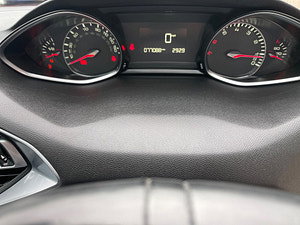 Peugeot 308 thumbnail