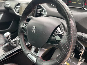 Peugeot 308 thumbnail