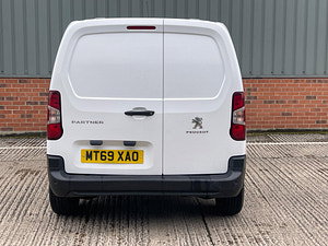 Peugeot Partner thumbnail