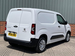 Peugeot Partner thumbnail