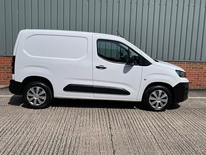 Peugeot Partner thumbnail