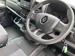Renault Master thumbnail