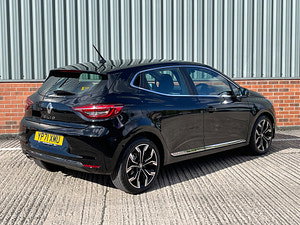 Renault Clio thumbnail
