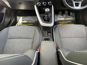 Renault Clio thumbnail