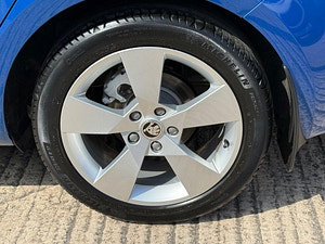 Skoda Octavia thumbnail