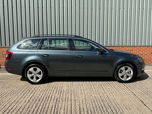 Skoda Octavia thumbnail