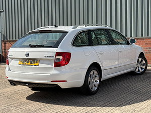Skoda Superb thumbnail