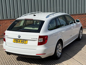 Skoda Superb thumbnail