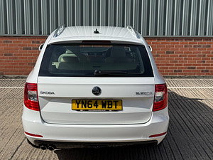 Skoda Superb thumbnail