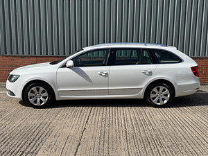 Skoda Superb thumbnail