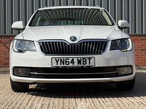 Skoda Superb thumbnail