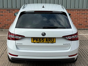 Skoda Superb thumbnail