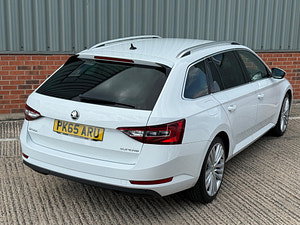 Skoda Superb thumbnail
