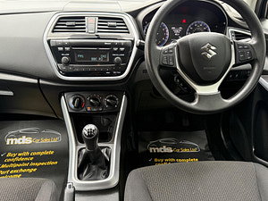 Suzuki SX4 S-Cross thumbnail