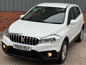 Suzuki SX4 S-Cross thumbnail