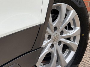 Suzuki SX4 S-Cross thumbnail