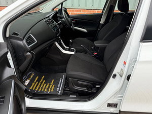 Suzuki SX4 S-Cross thumbnail