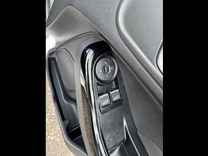 Ford Fiesta thumbnail